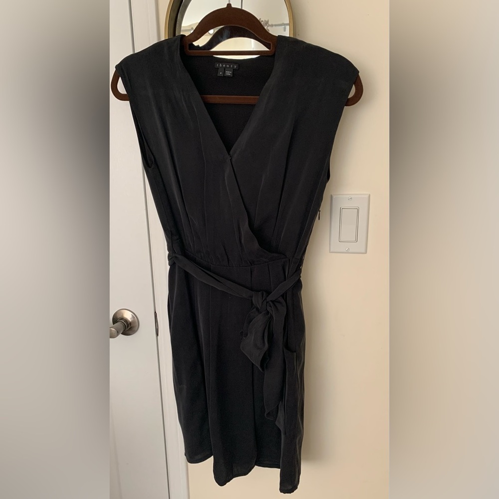 Theory 100% Silk Black dress!